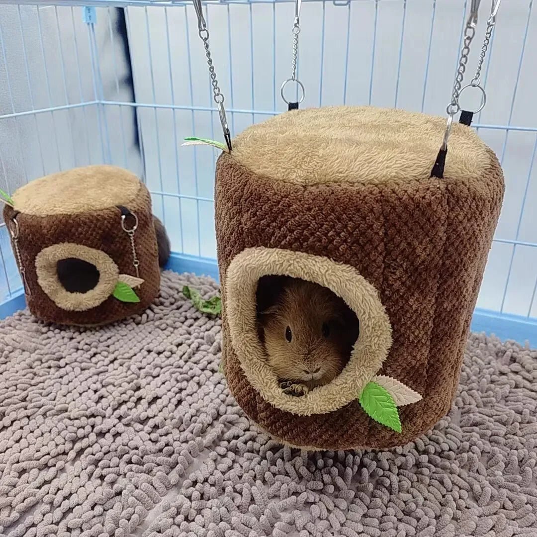 Tree Stump Pet House With Hammock - Perfect for Hamsters, Guinea Pigs, Ferrets and Rabbits - Meterpet