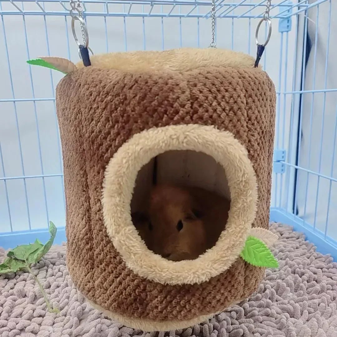 Tree Stump Pet House With Hammock - Perfect for Hamsters, Guinea Pigs, Ferrets and Rabbits - Meterpet