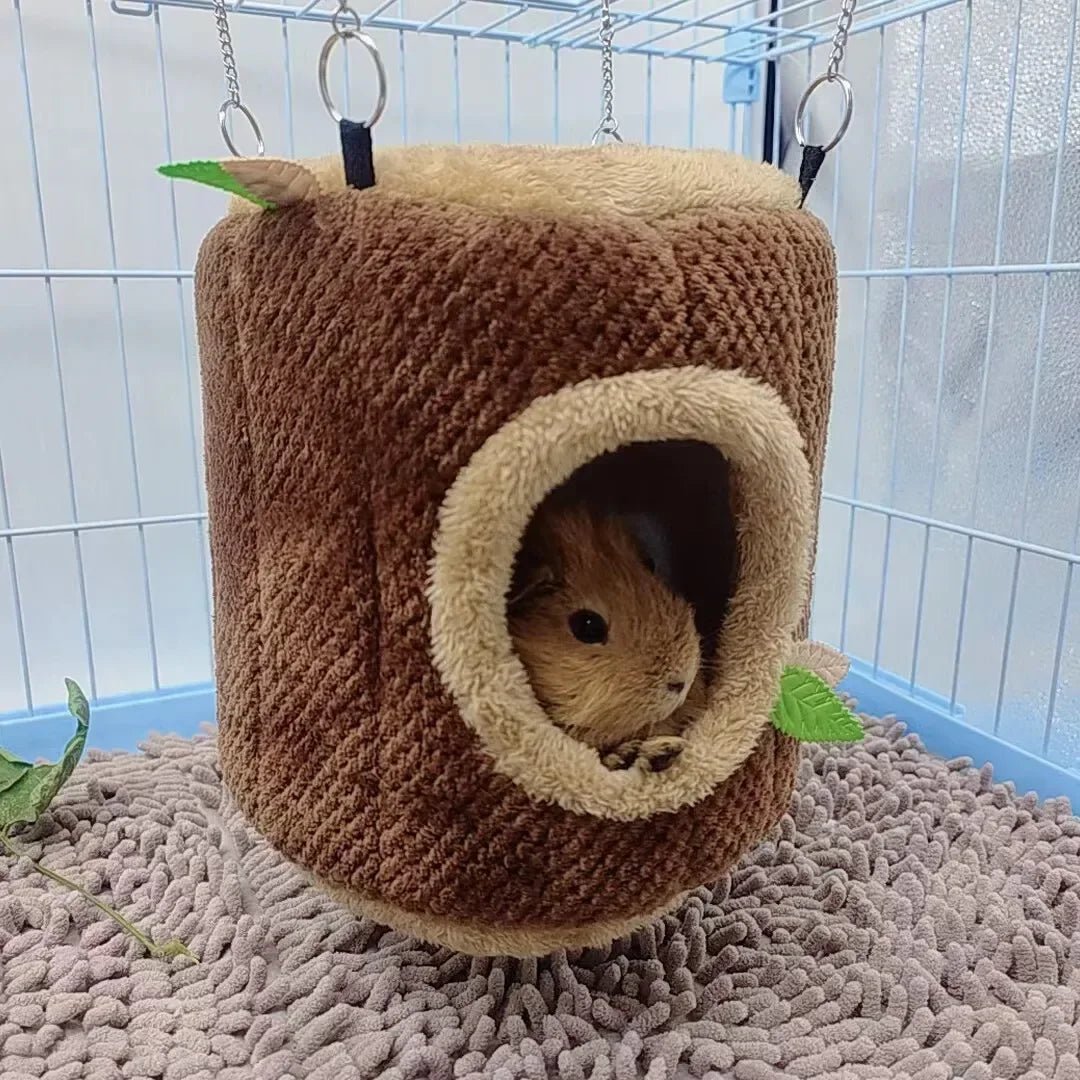 Tree Stump Pet House With Hammock - Perfect for Hamsters, Guinea Pigs, Ferrets and Rabbits - Meterpet