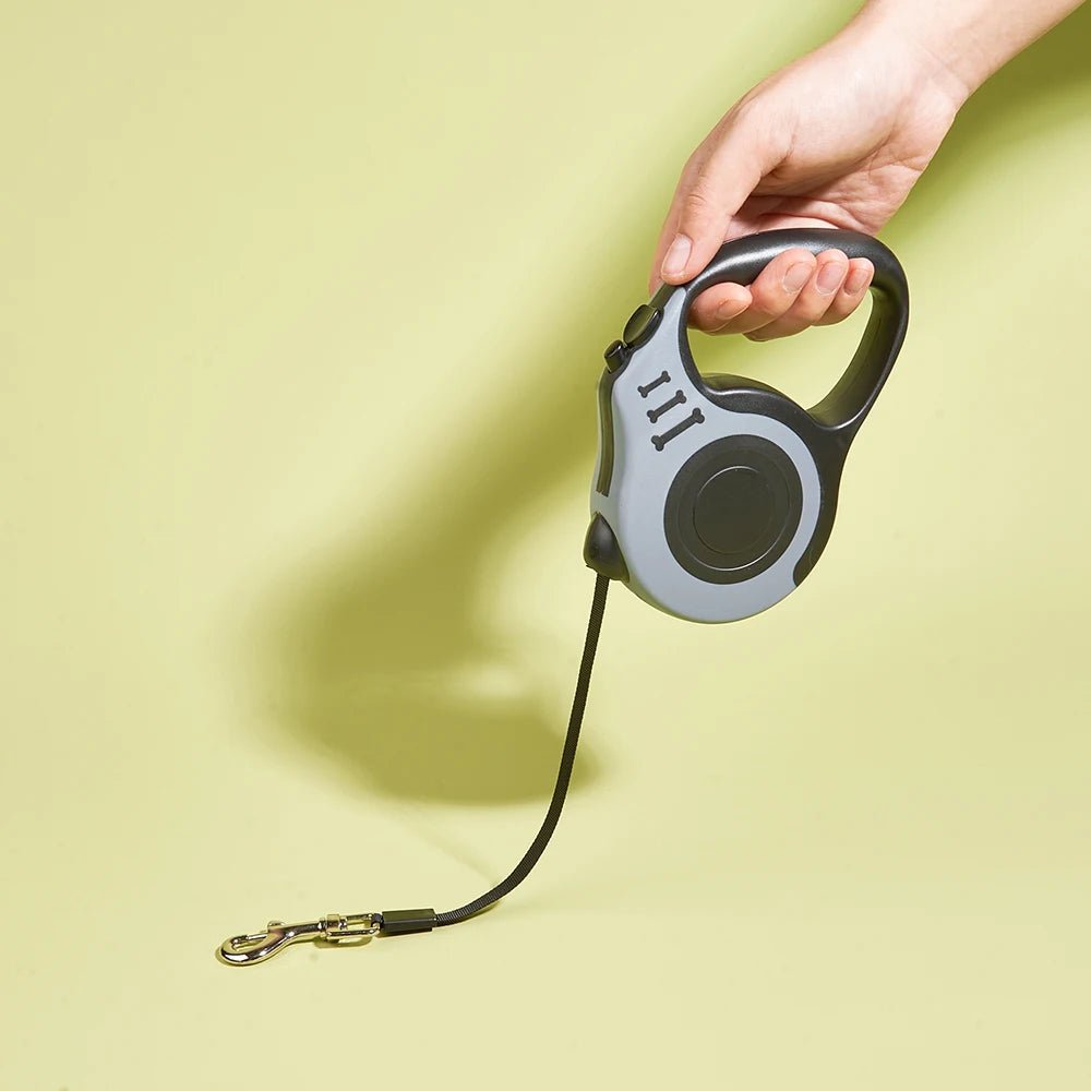 Tangle - Free Dog Leash - Long, Durable and Ergonomic Retractable Leash for All Dog Sizes - Meterpet